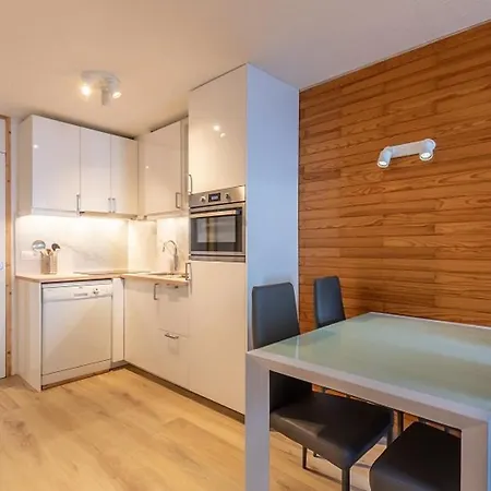 Renove Au Coeur De Plagne Bellecote, 4 Pers, Balcon, Proche Telecabine - Fr-1-351-65 아파트 *